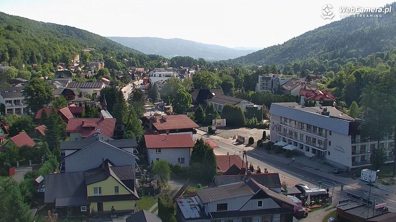 Szczyrk - widok na miasto - 08 lipiec 2026, 08:46