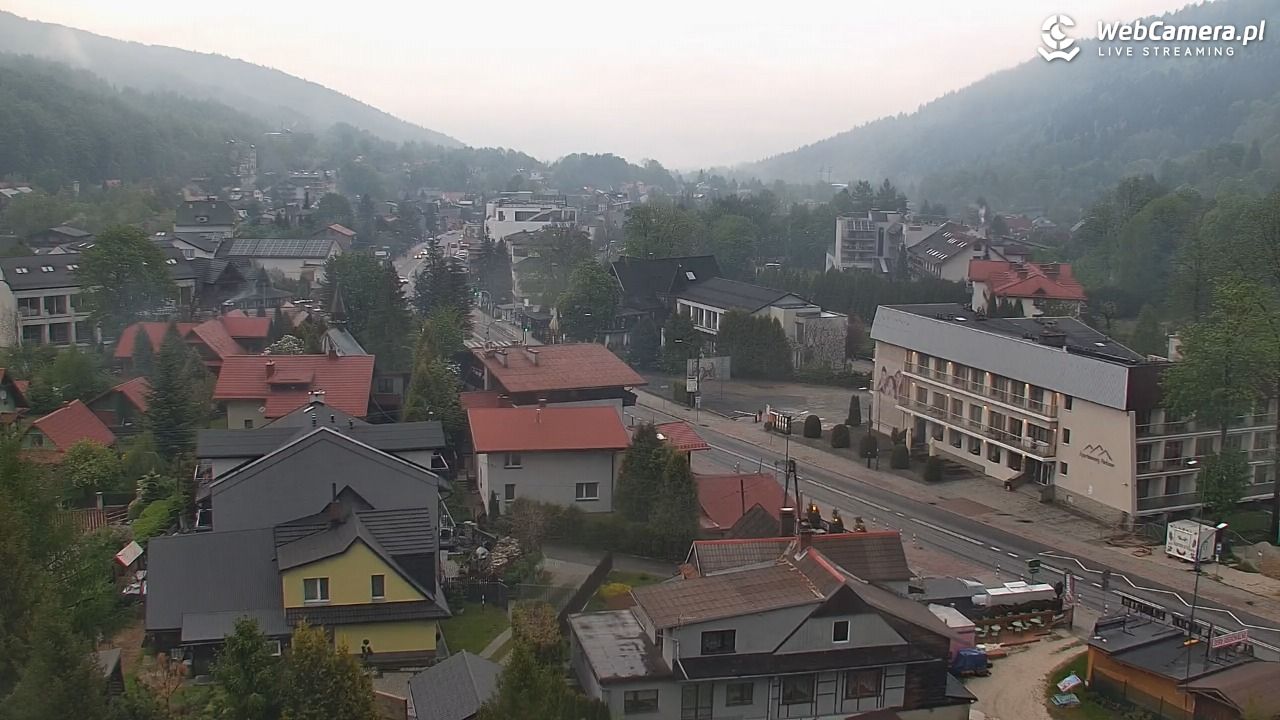 Szczyrk - widok na miasto - 18 maj 2026, 19:50