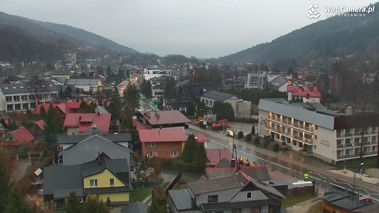 Szczyrk - widok na miasto - 31 marzec 2026, 19:16