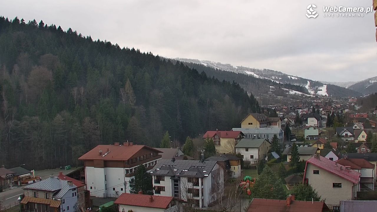 Szczyrk - widok na miasto - 01 kwiecień 2026, 08:38