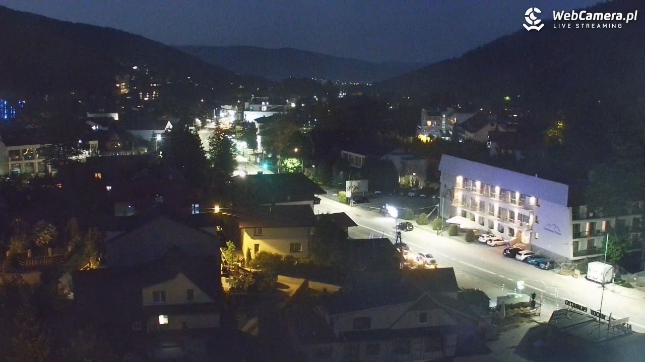 Szczyrk - widok na miasto - 23 maj 2026, 21:32