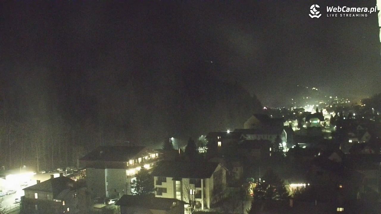 Szczyrk - widok na miasto - 13 grudzień 2025, 17:57