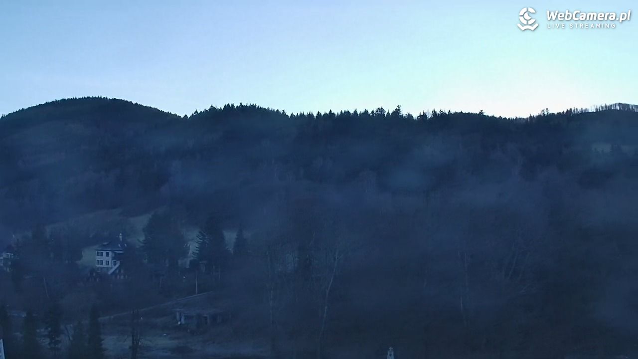 Szczyrk - widok na miasto - 13 grudzień 2025, 08:24