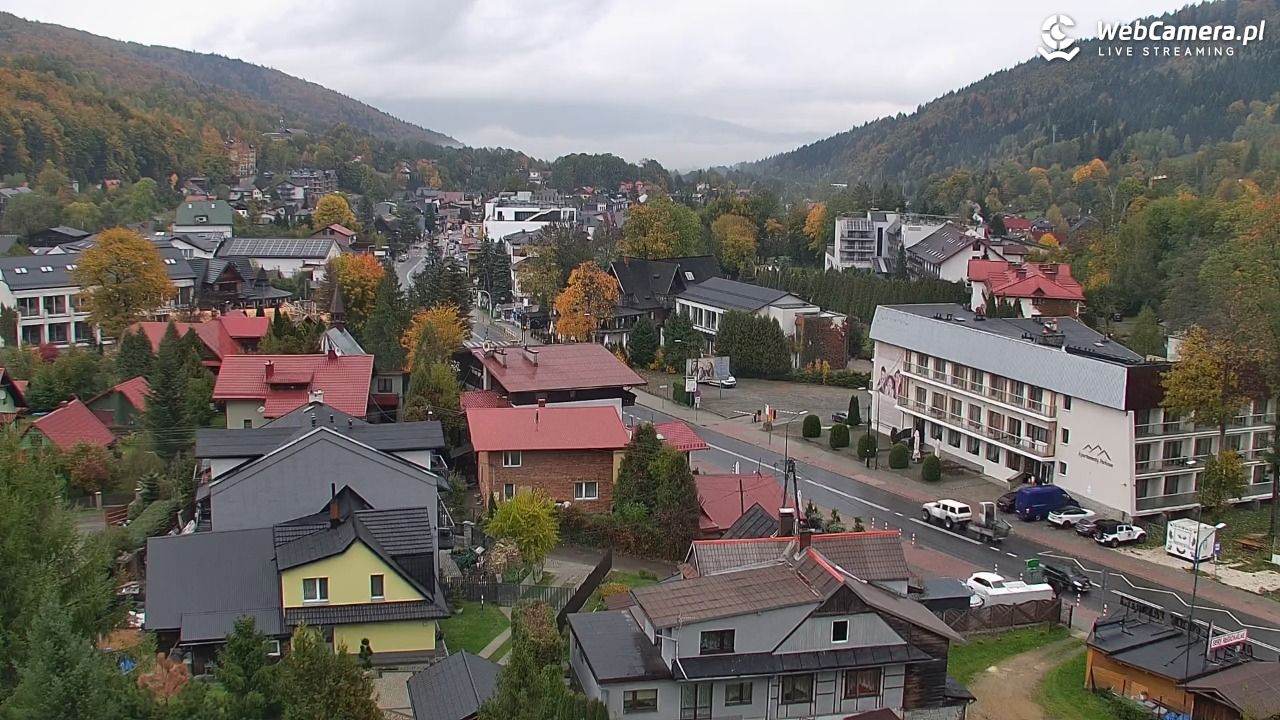 Szczyrk - widok na miasto - 14 październik 2025, 09:49