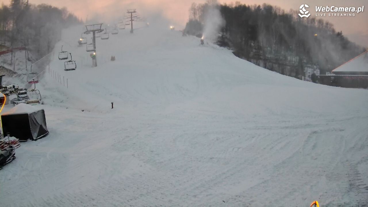 Szwajcaria Bałtowska - ośrodek narciarski - 07 styczeń 2026, 15:55