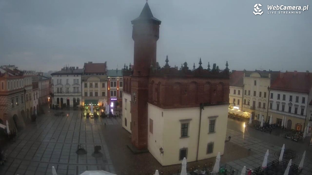 Rynek miejski w Tarnowie - 01 lipiec 2026, 20:29