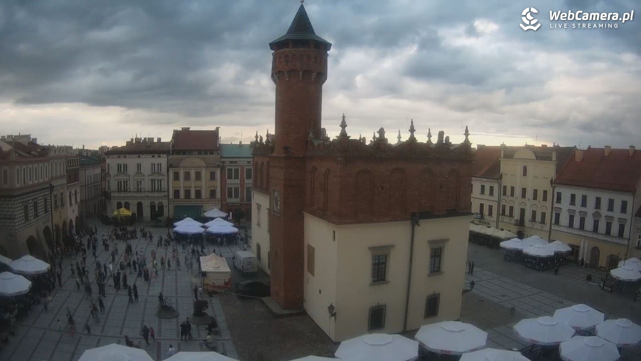 Rynek miejski w Tarnowie - 05 lipiec 2026, 19:36