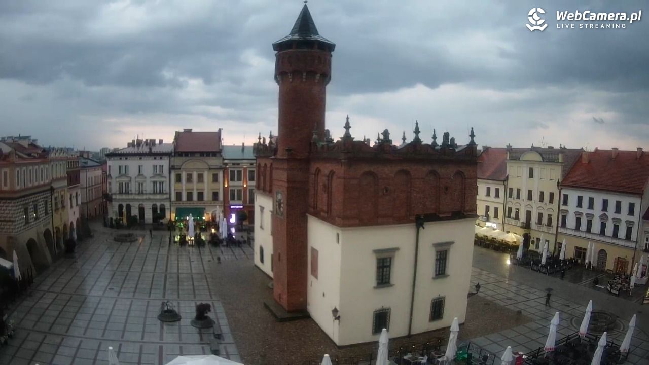 Rynek miejski w Tarnowie - 01 lipiec 2026, 20:18