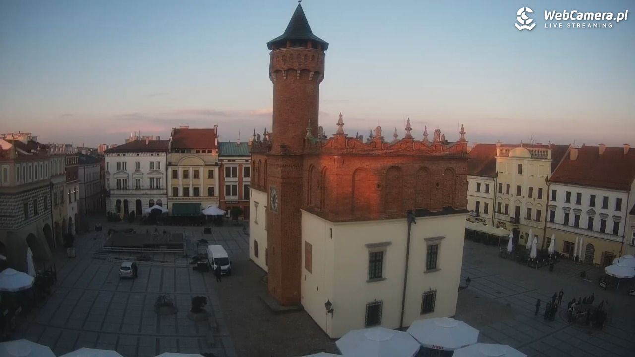 Rynek miejski w Tarnowie - 21 maj 2026, 20:06