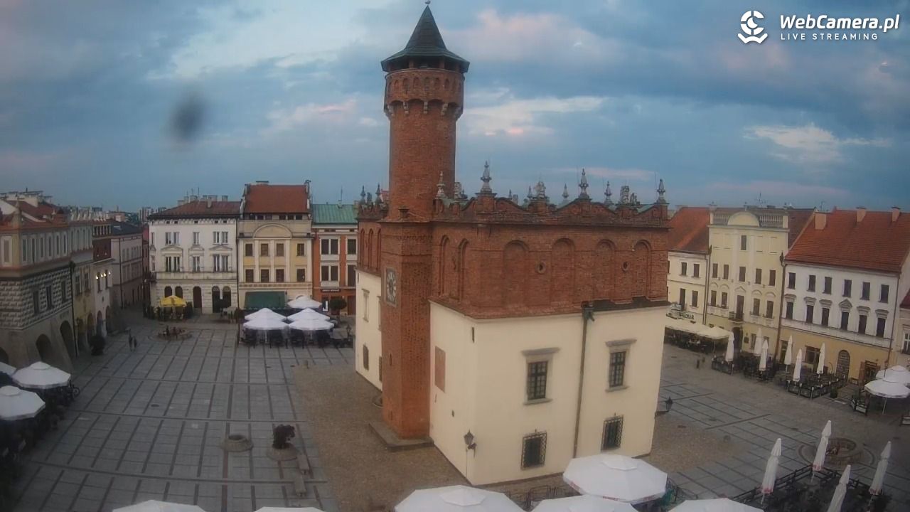 Rynek miejski w Tarnowie - 06 sierpień 2026, 20:03