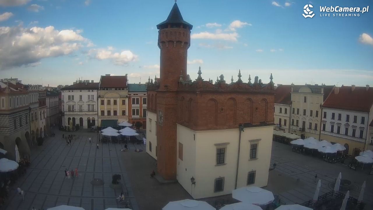 Rynek miejski w Tarnowie - 22 sierpień 2026, 18:09