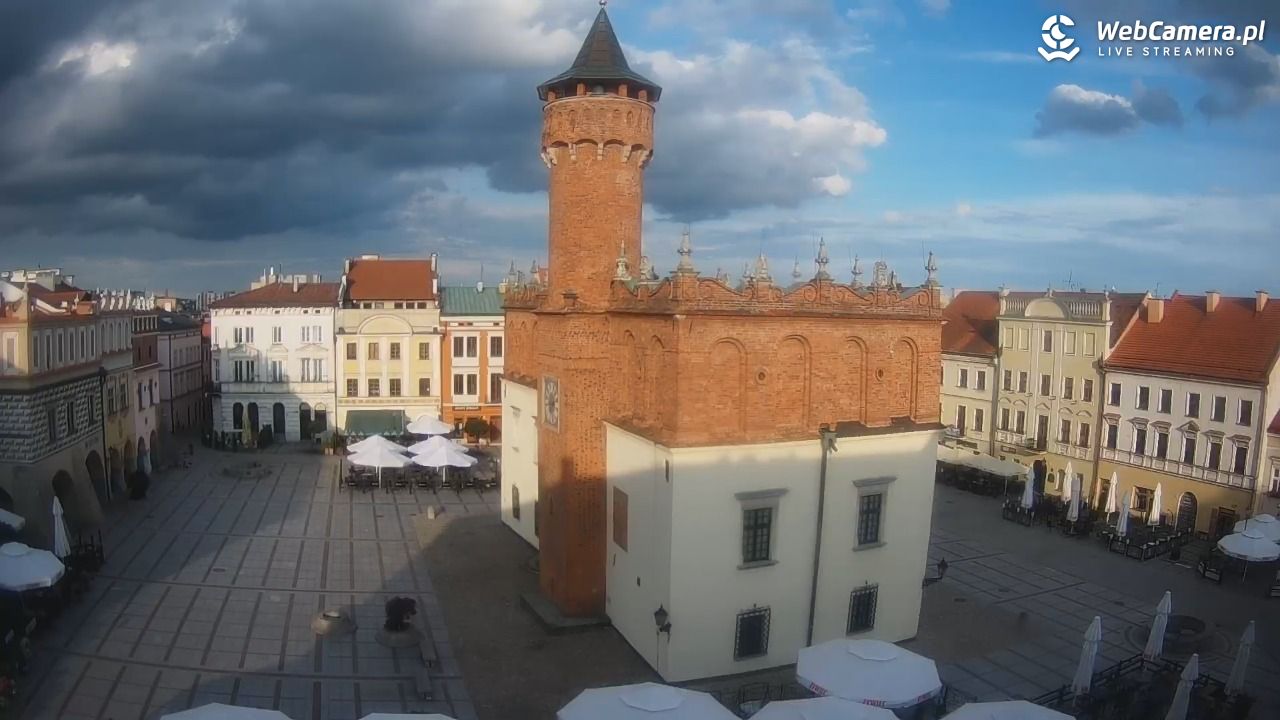 Rynek miejski w Tarnowie - 18 sierpień 2026, 18:14