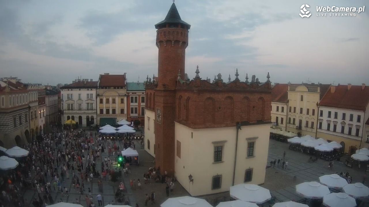 Rynek miejski w Tarnowie - 02 sierpień 2026, 20:12
