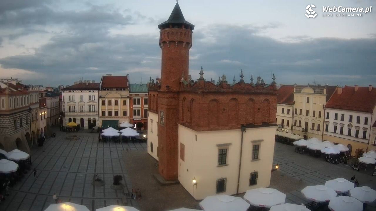 Rynek miejski w Tarnowie - 24 lipiec 2026, 20:38