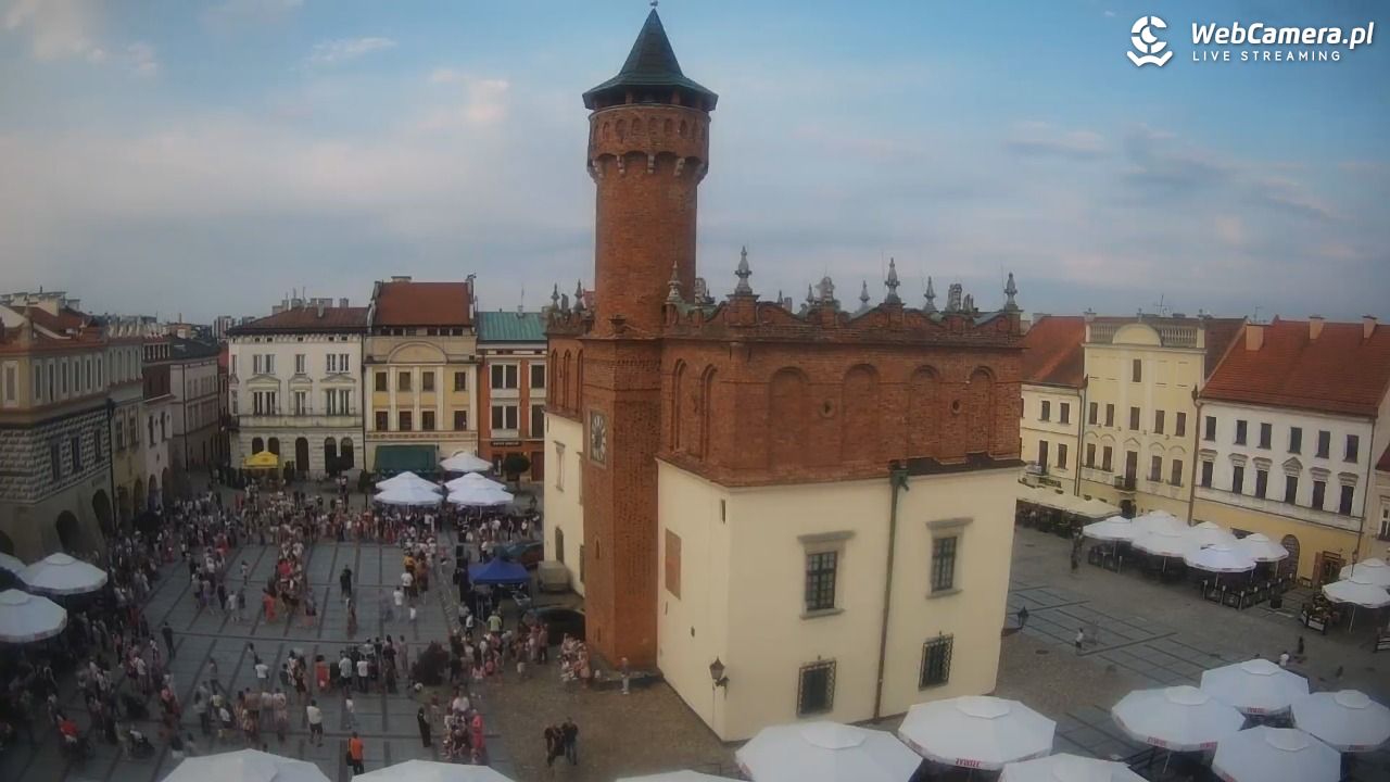 Rynek miejski w Tarnowie - 26 lipiec 2026, 19:38