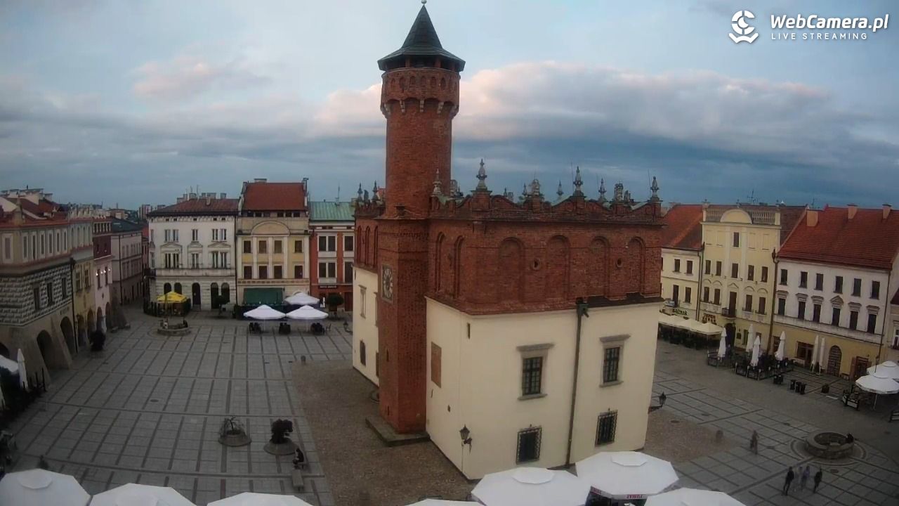 Rynek miejski w Tarnowie - 31 maj 2026, 20:17