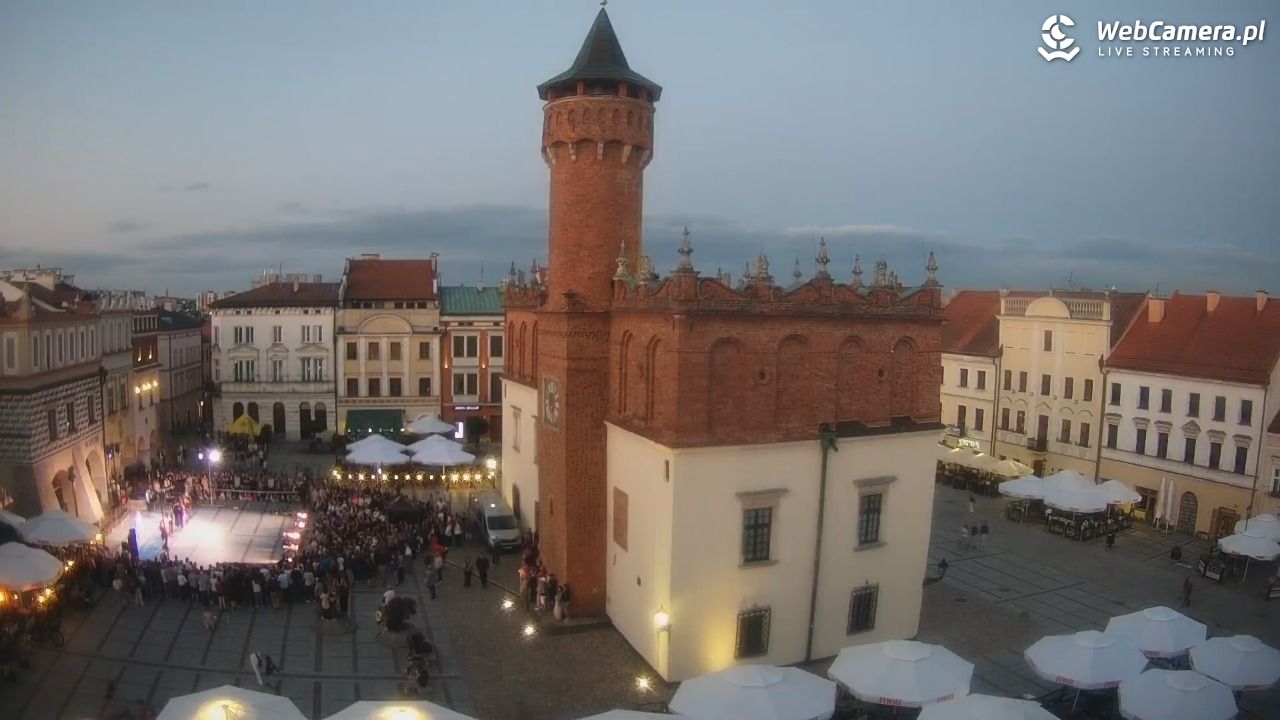 Rynek miejski w Tarnowie - 04 lipiec 2026, 21:08