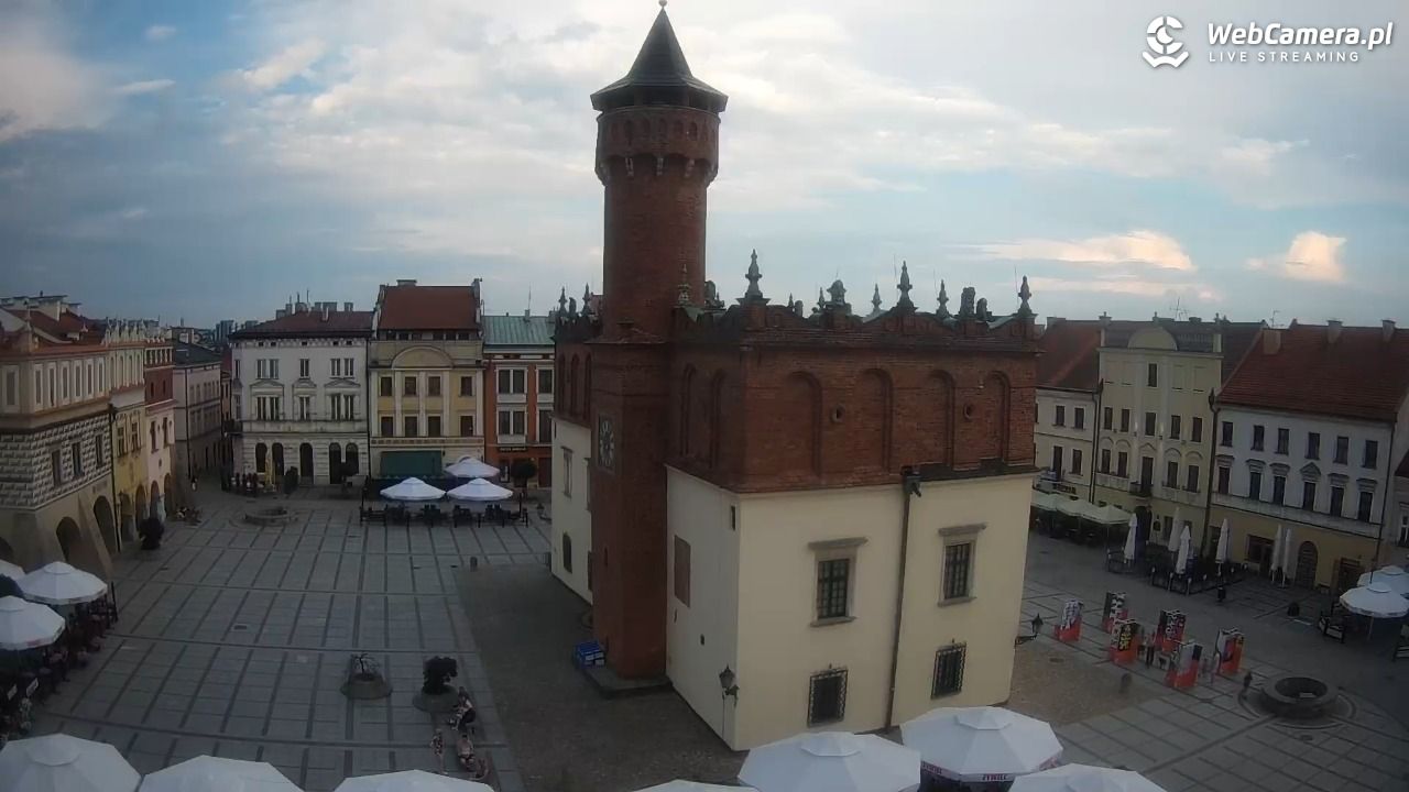Rynek miejski w Tarnowie - 21 czerwiec 2026, 19:10