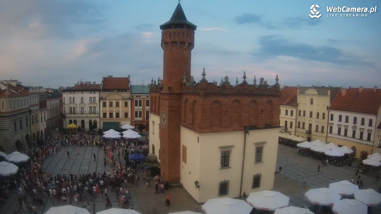 Rynek miejski w Tarnowie - 26 lipiec 2026, 19:54