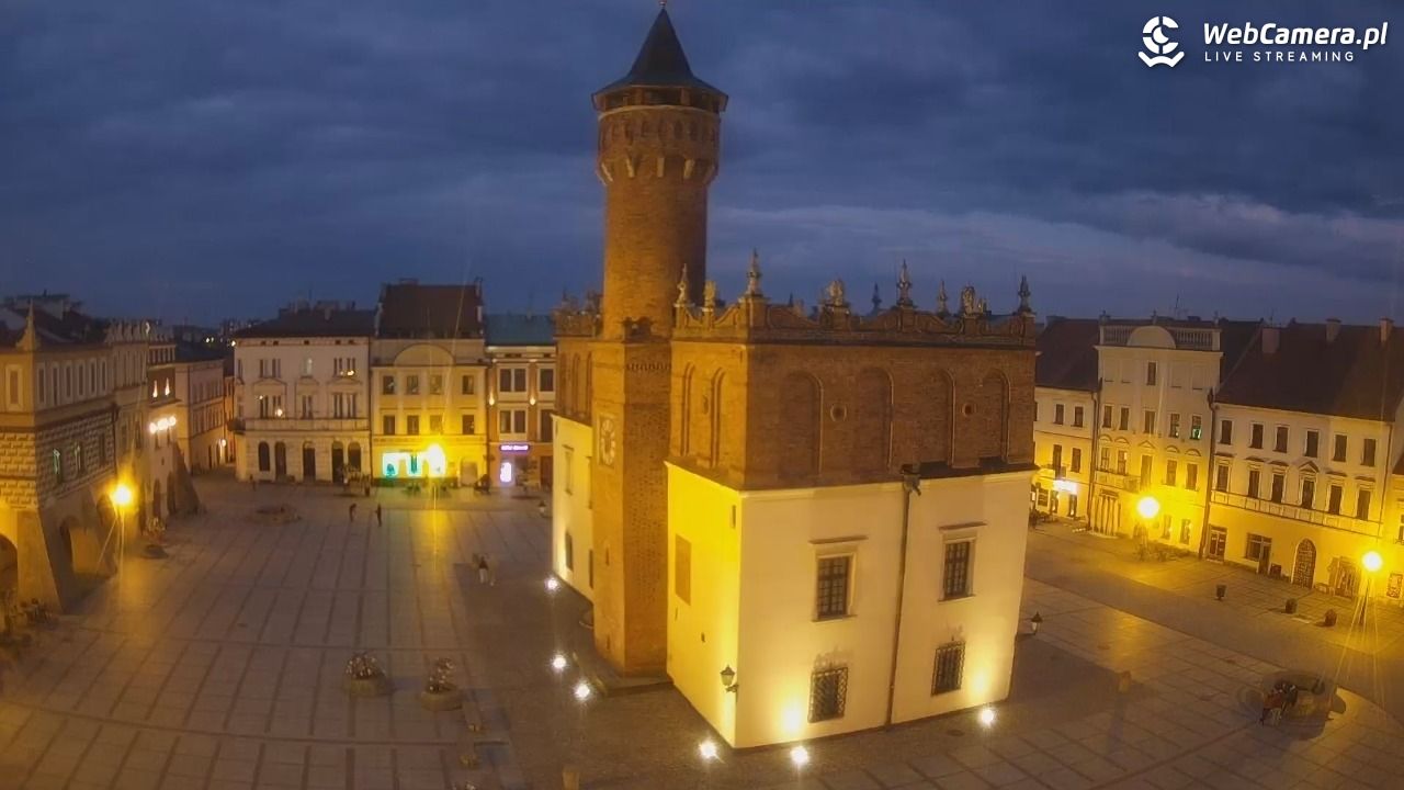 Rynek miejski w Tarnowie - 03 kwiecień 2026, 19:36