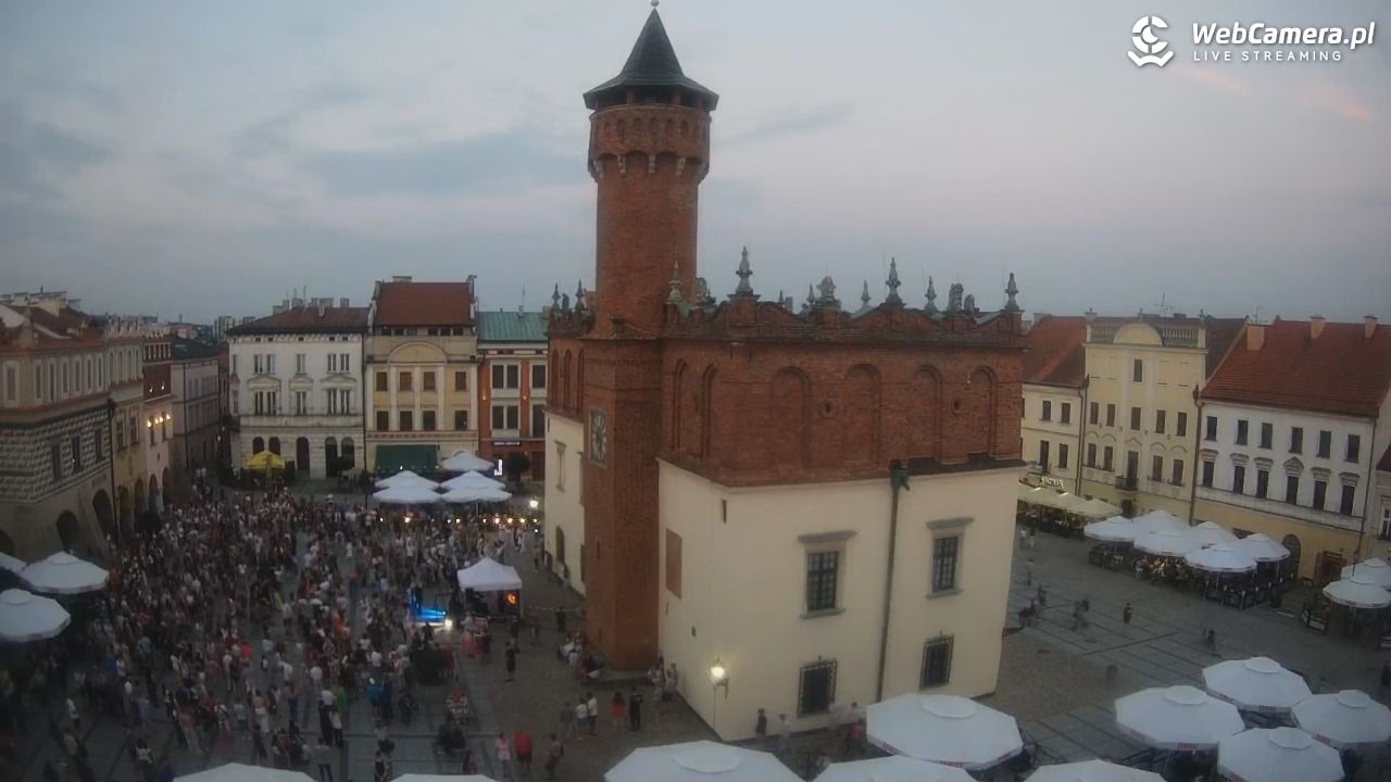 Rynek miejski w Tarnowie - 02 sierpień 2026, 20:25