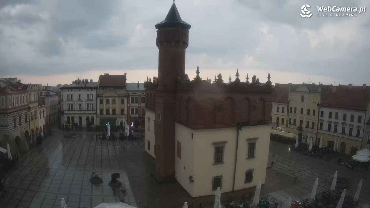 Rynek miejski w Tarnowie - 01 lipiec 2026, 19:42