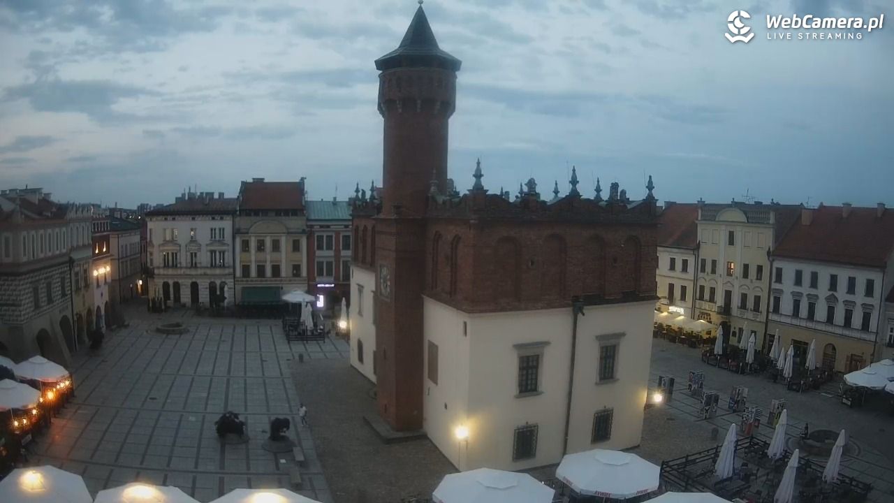 Rynek miejski w Tarnowie - 23 czerwiec 2025, 21:09