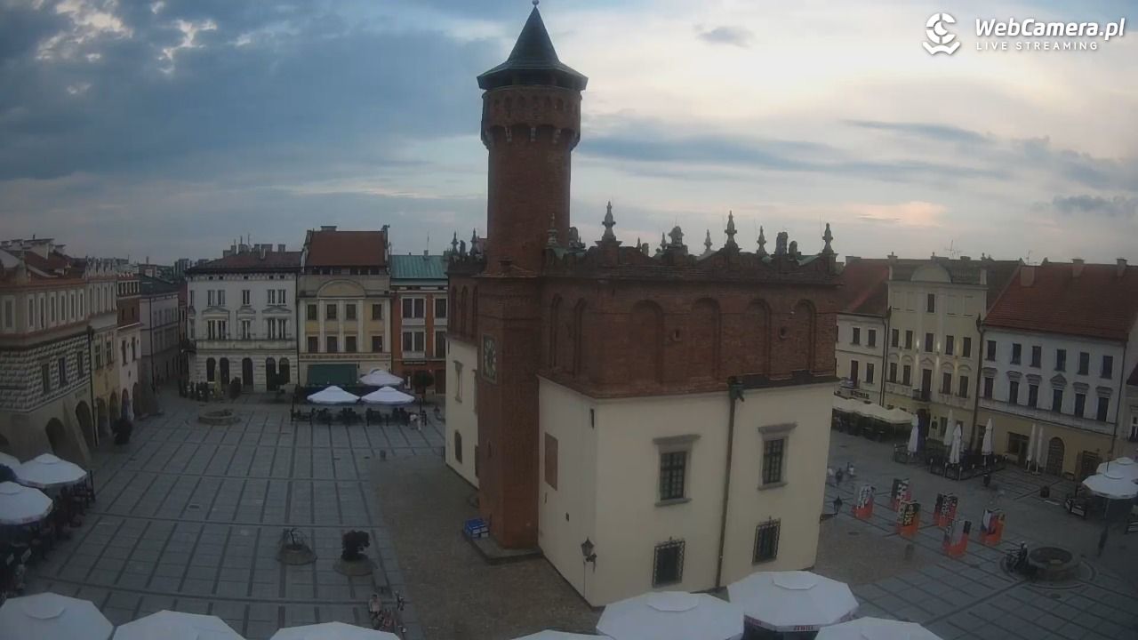 Rynek miejski w Tarnowie - 21 czerwiec 2026, 19:39