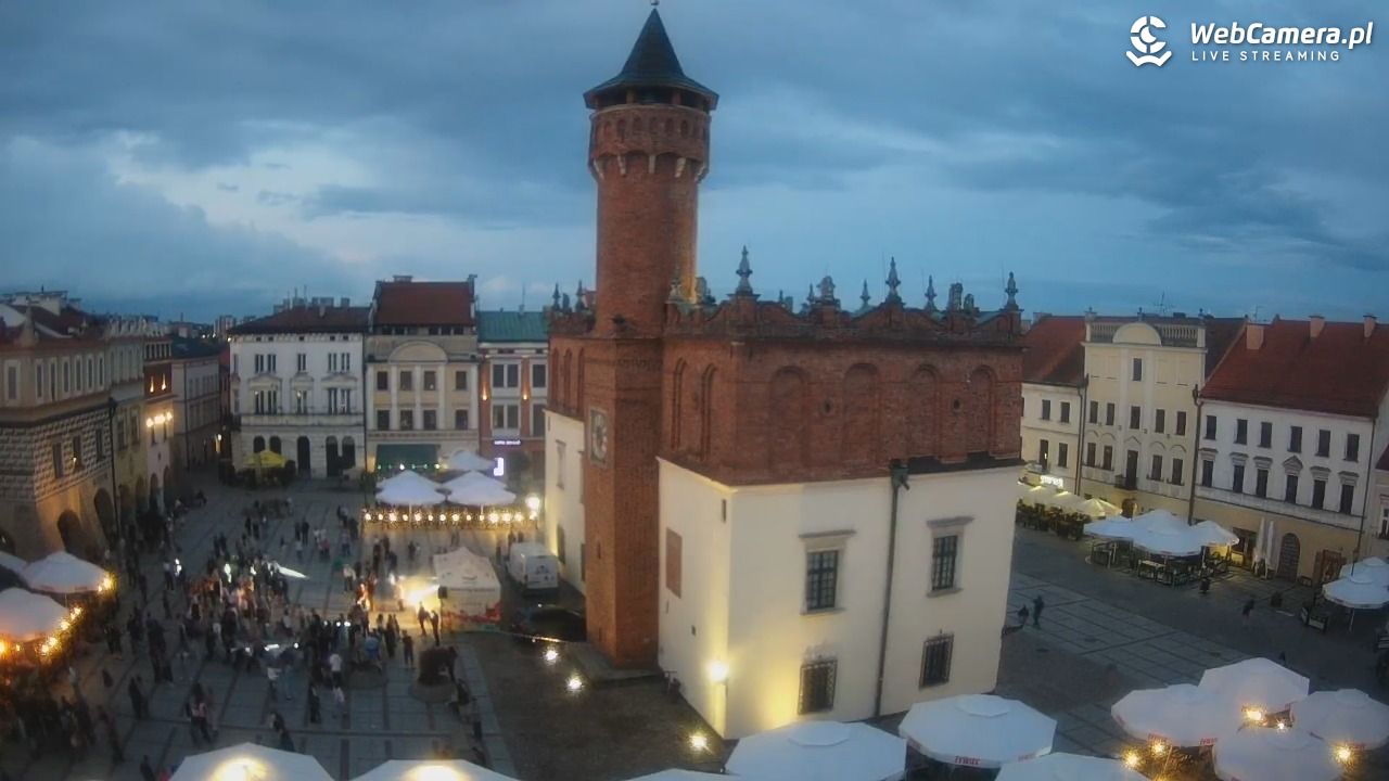 Rynek miejski w Tarnowie - 05 lipiec 2026, 21:07