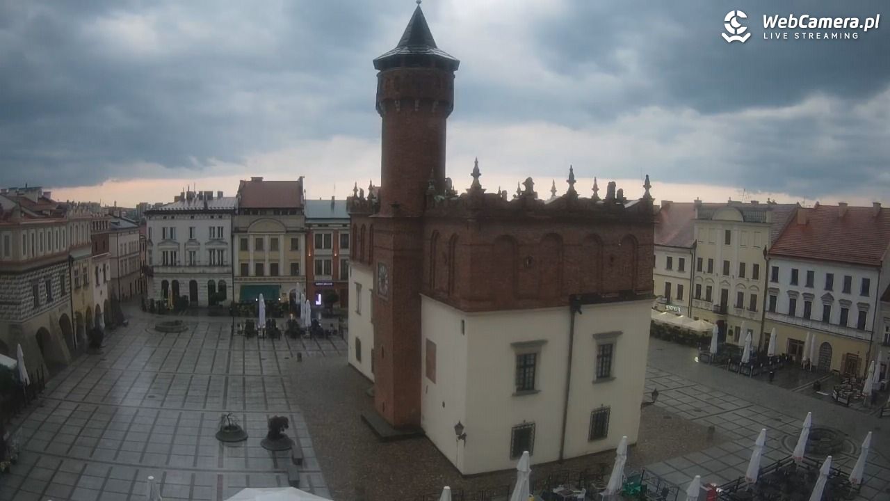 Rynek miejski w Tarnowie - 01 lipiec 2026, 19:53