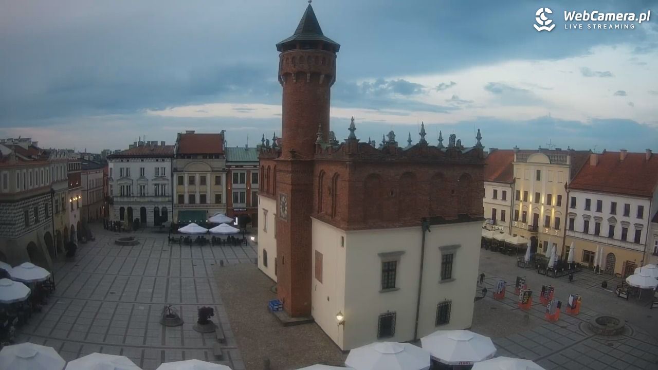 Rynek miejski w Tarnowie - 21 czerwiec 2026, 20:46