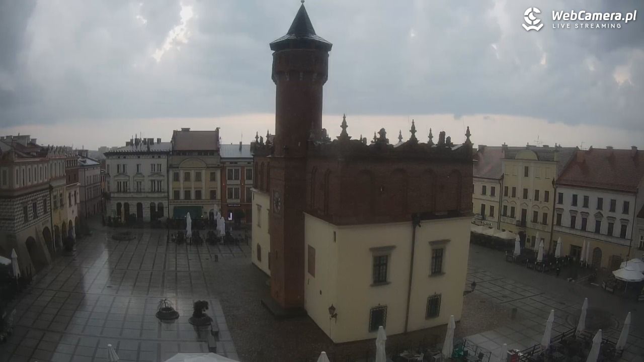 Rynek miejski w Tarnowie - 01 lipiec 2026, 19:31