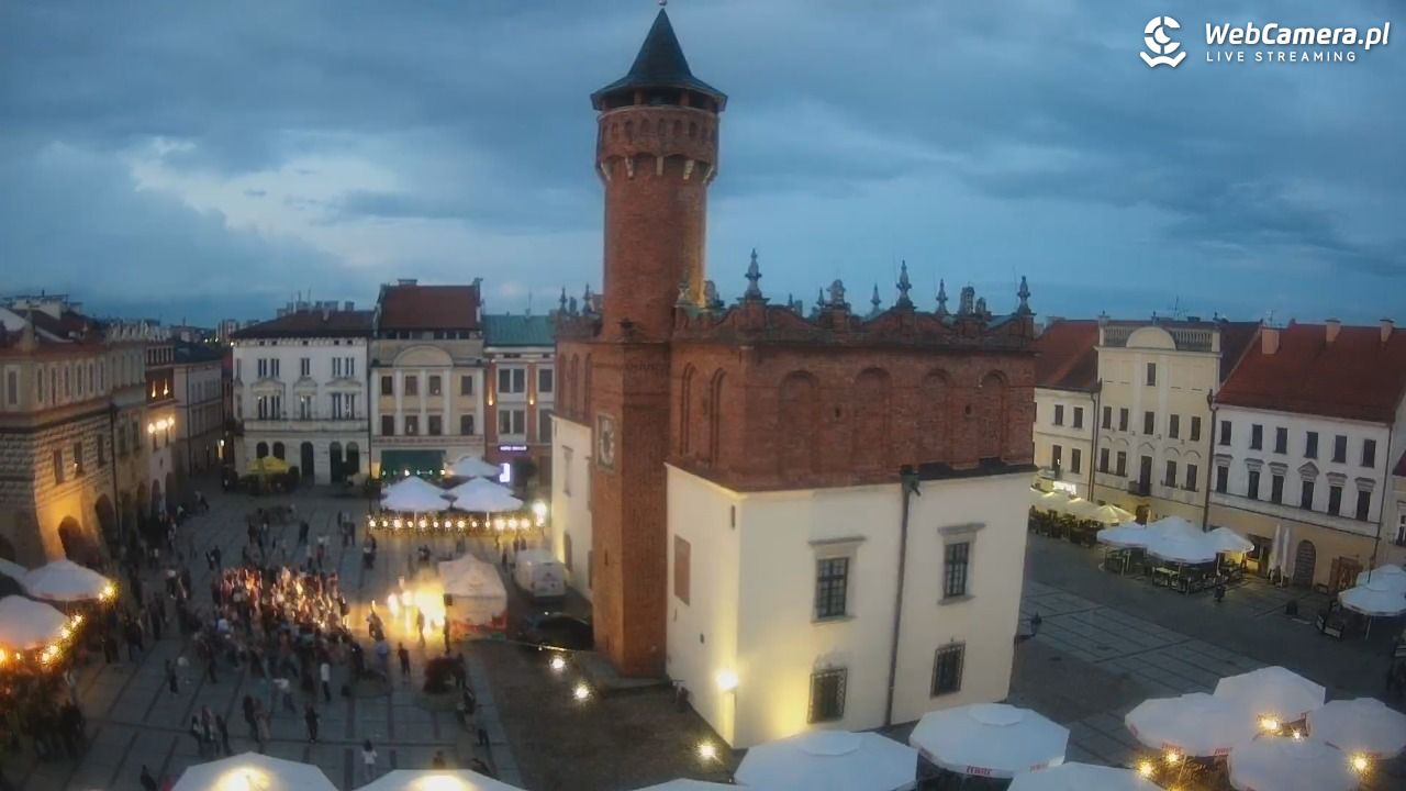 Rynek miejski w Tarnowie - 05 lipiec 2026, 21:08