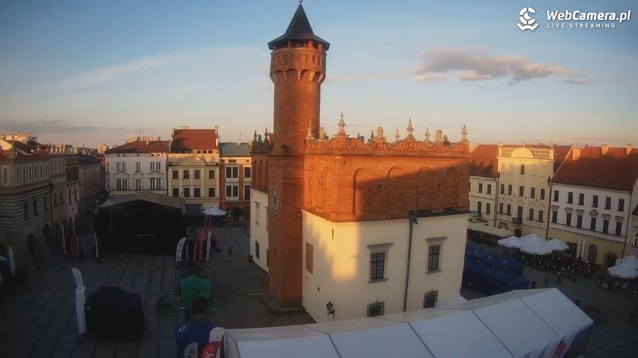 Rynek miejski w Tarnowie - 23 maj 2026, 19:56