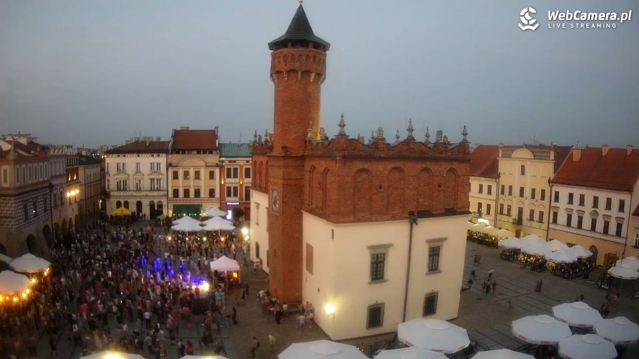 Rynek miejski w Tarnowie - 02 sierpień 2026, 20:42