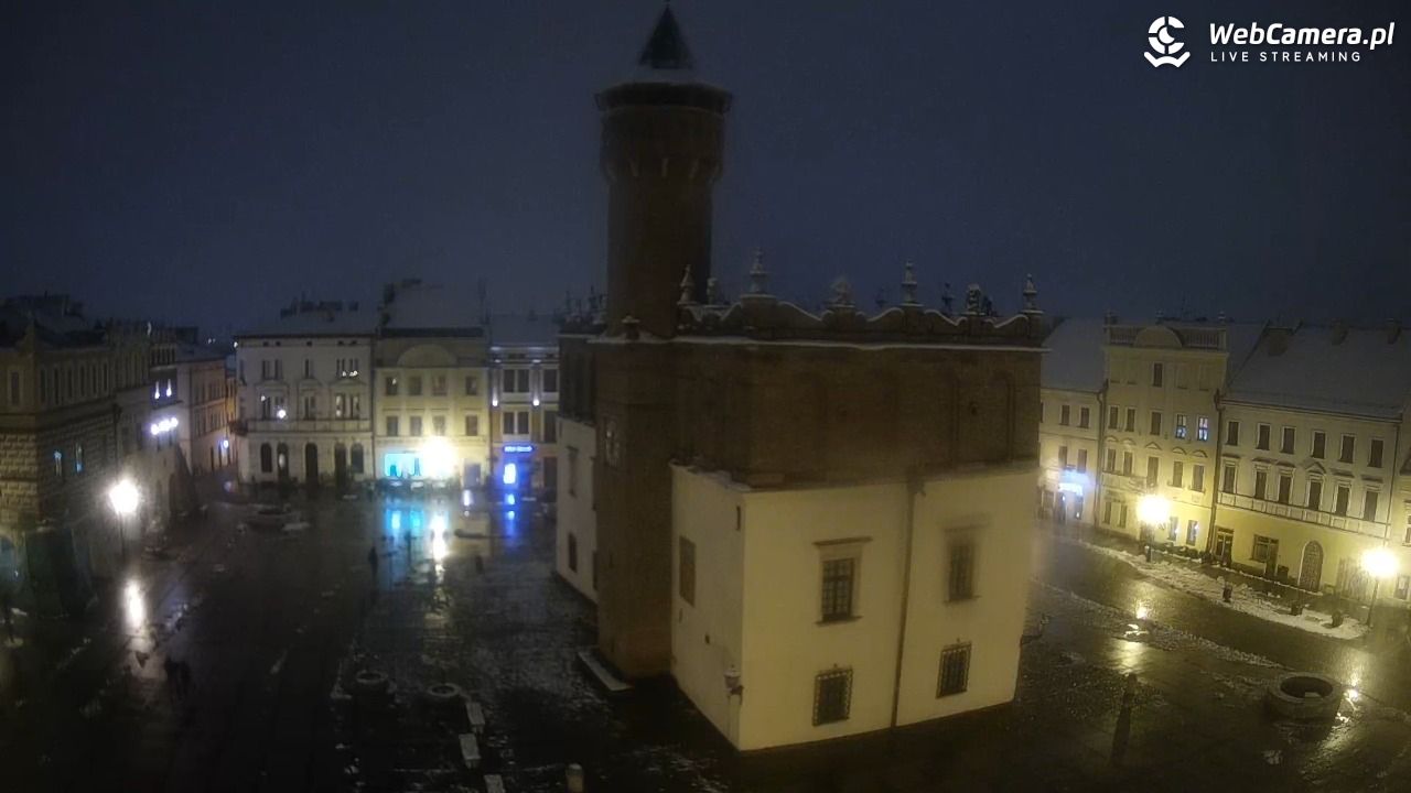 Rynek miejski w Tarnowie - 22 listopad 2025, 20:01