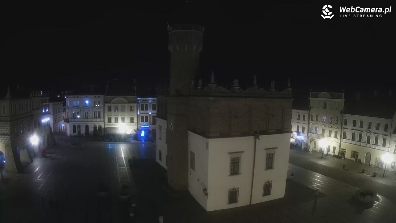 Rynek miejski w Tarnowie - 30 październik 2025, 19:11