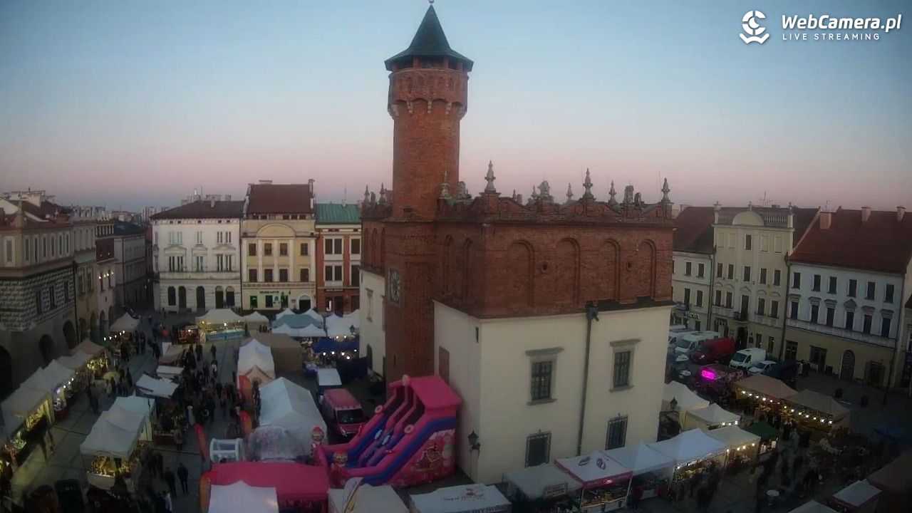 Rynek miejski w Tarnowie - 07 marzec 2026, 17:27