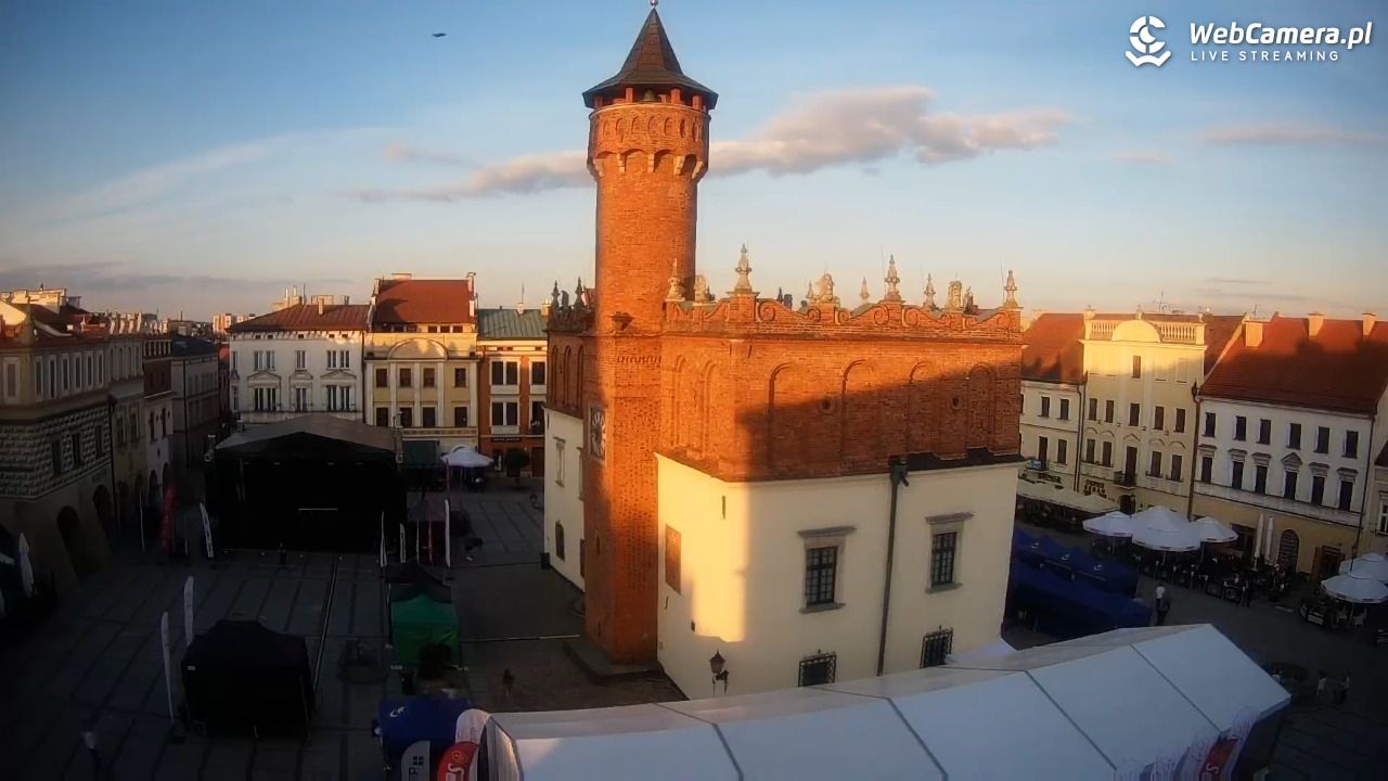 Rynek miejski w Tarnowie - 23 maj 2026, 19:49