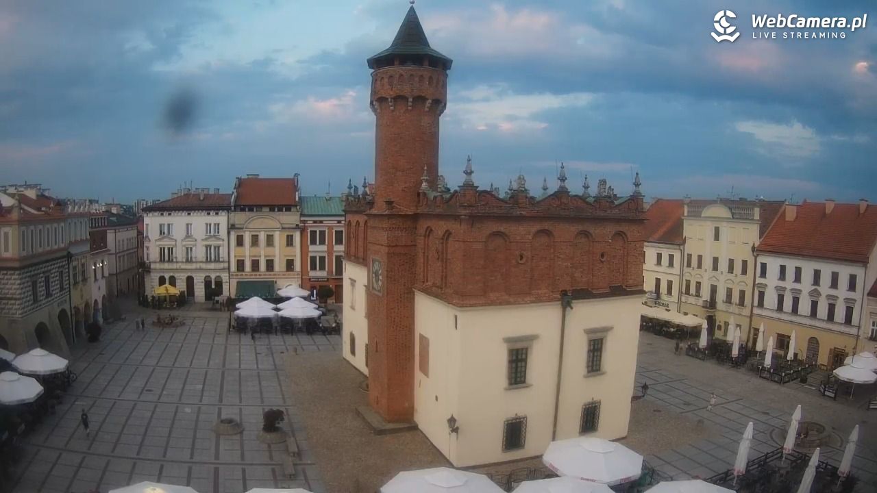 Rynek miejski w Tarnowie - 06 sierpień 2026, 20:01
