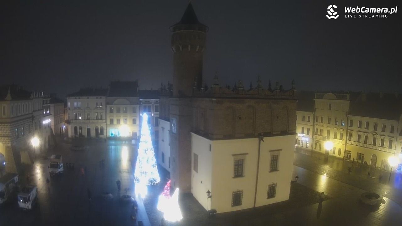 Rynek miejski w Tarnowie - 21 grudzień 2025, 18:51