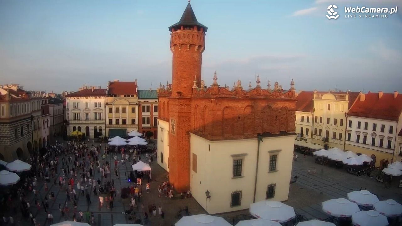 Rynek miejski w Tarnowie - 02 sierpień 2026, 19:27