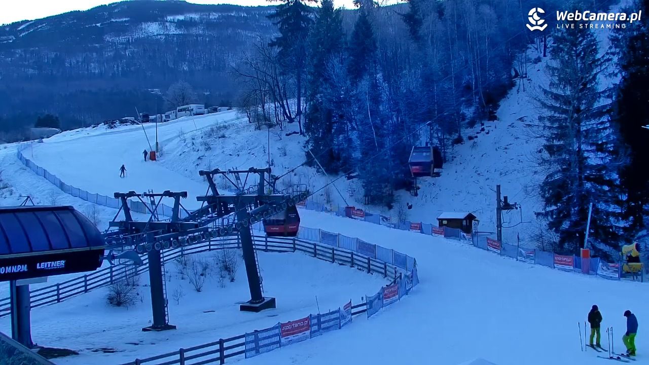 SZCZYRK MOUNTAIN RESORT - GONDOLA - 17 styczeń 2026, 08:16