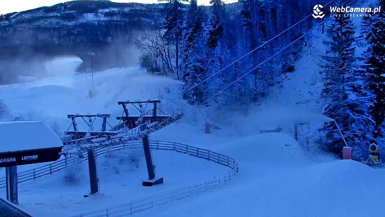 SZCZYRK MOUNTAIN RESORT - GONDOLA - 30 listopad 2025, 07:38