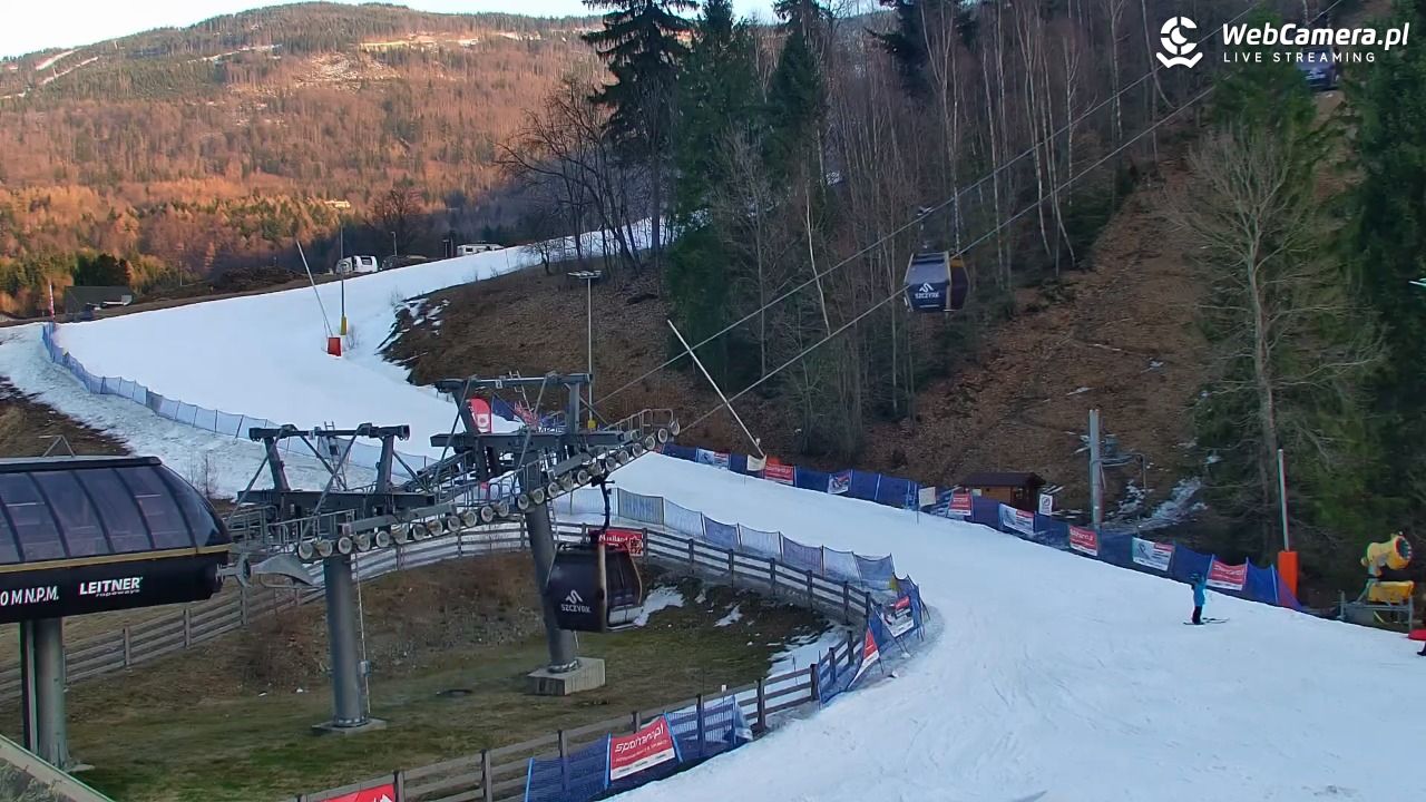 SZCZYRK MOUNTAIN RESORT - GONDOLA - 07 marzec 2026, 16:50
