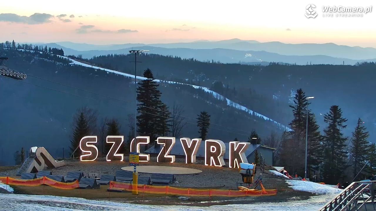 SZCZYRK MOUNTAIN RESORT - HALA SKRZYCZEŃSKA - 13 marzec 2026, 17:59