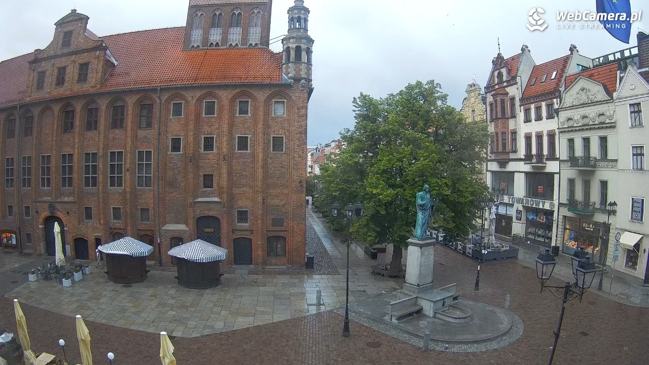 Toruń - widok na Rynek Staromiejski NOWOŚĆ - 17 maj 2025, 05:58