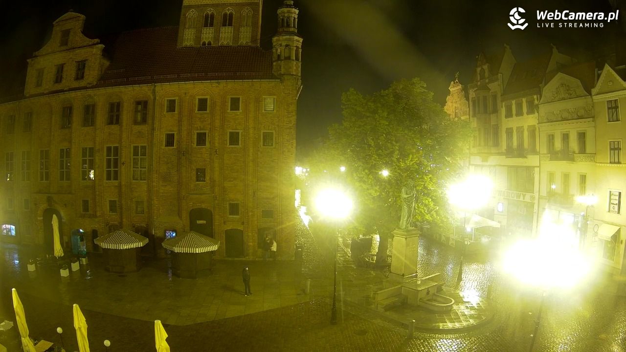 Toruń - widok na Rynek Staromiejski NOWOŚĆ - 16 maj 2025, 23:54