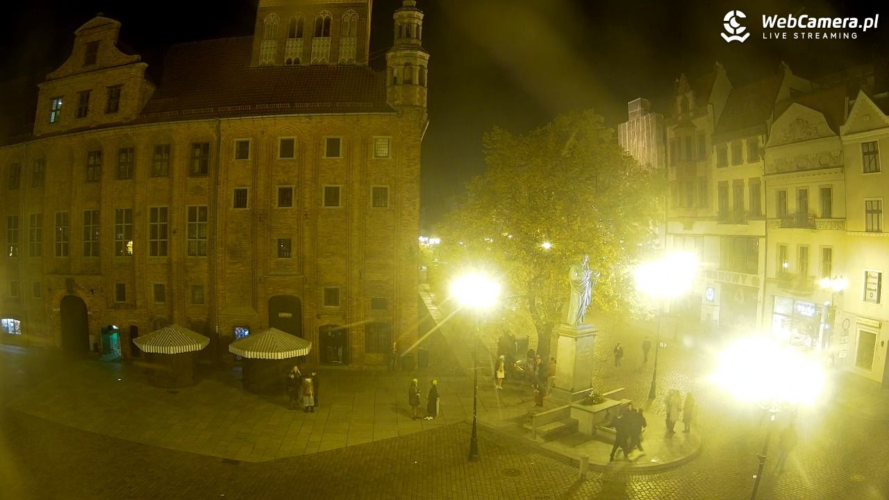 Toruń - widok na Rynek Staromiejski NOWOŚĆ - 31 październik 2025, 22:50