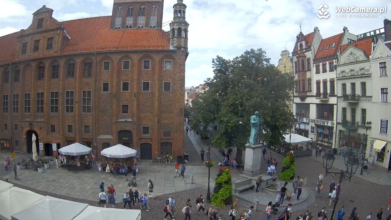 Toruń - widok na Rynek Staromiejski NOWOŚĆ - 01 sierpień 2025, 15:43